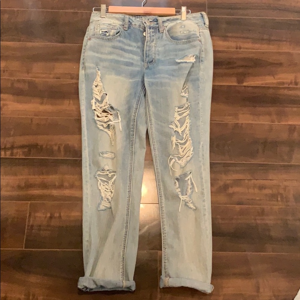 american eagle boyfriend jeans